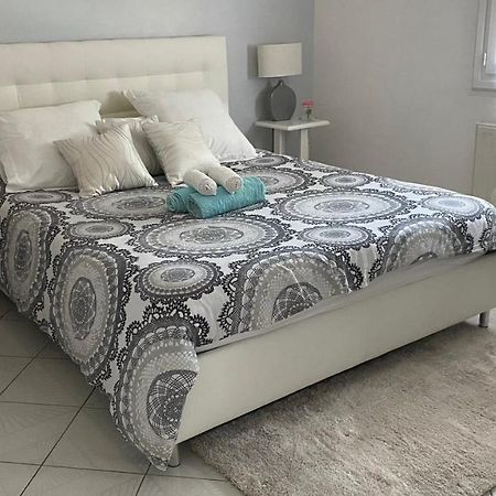 Maison Quietude Chavanoz Экстерьер фото