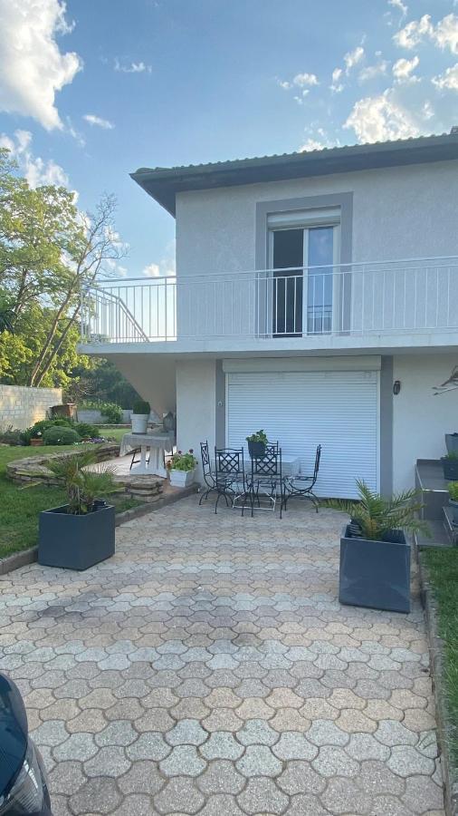 Maison Quietude Chavanoz Экстерьер фото